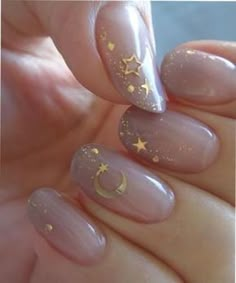 Celestial Wedding Nails For Bride, Starlight Nails, Celestial Wedding Centerpieces, Lunar Nails, Space Themed Wedding, Heavenly Nails, Galaxy Wedding, Nails Acrylic Short, Stiletto Nail Art