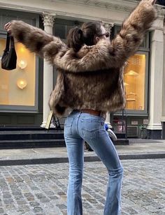 The Maddest Obsession, Maddest Obsession, Girl Streetwear, Nyc Fits, Streetwear Chic, Winter Fit, Paris Mode, Autumn Fits, Fashionable Outfits