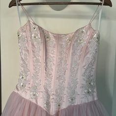 Like New-Lillie Ruben, Size 4 Dress. Soft Pink Satin Bodice With Tulle Bottom The Top Has Detailed Beading And Satin Straps. Ballerina Dress, Pink Satin, Soft Pink, The Top, Beading, Bodice, Prom Dresses, Size 4, Like New