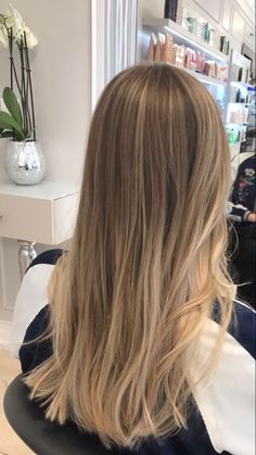 Light Brown Hair With Highlights Blonde Ashy, Grace Conder Hair, French Balayage Blonde, Baby Lites Hair Highlights, Level 7 With Highlights, Embreighcourtlyn Hair, Soft Highlights For Light Brown Hair, Light Brown Hair With Blonde Highlights Long, Brunette With Blonde Ends