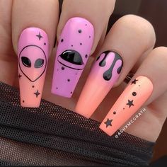 Alien Nail Art Alien Nails, Fantastic Nails, Edgy Nails, Cute Acrylic Nail Designs, Long Acrylic Nails Coffin, Acrylic Nails Coffin Pink