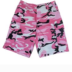 Reposhing... They Don't Fit Me Very Cute Shorts Too! Pink Streetwear Shorts With Short Length, Pink Shorts For Summer Streetwear, Olive Shorts, Digital Camo, Camo Shorts, Black Cargo, Black Camo, Cute Shorts, Pink And Black