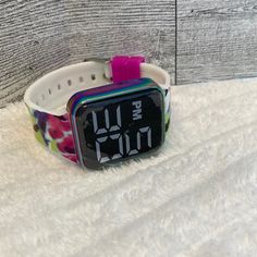 New Girls Watch With Large Number Clock. Metallic Colors On Metal Around Clock. Soft Splash Colored Plastic Band. Justice Brand. Casual Pink Adjustable Watch, Casual Pink Watch For Gift, Justice Accessories, Justice Clothing, Pink Cheetah, Girls Watches, Color Bands, Soft Plastic, Metallic Colors