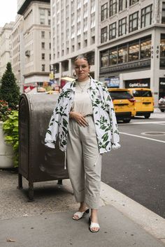 Plus Size Street Style, Plus Size Looks, Women Street, Fashion Gallery, Fashion Week Street Style, Look Plus, Curvy Fashion