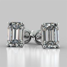 3.90 Ct Gorgeous Round Cut Diamonds Lady Studs Earring Stud Earrings Dimond Earrings, Emerald Cut Stud Earrings, Emerald Earring, Beautiful Diamond Earrings, Diamonds Earrings, Jewelry Classic, Bracelet Tennis, White Gold Earrings Studs, White Gold Studs