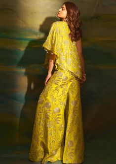 This one-shoulder look is a perfect choice for any day! Stylish and comfortable, it features an enhanced neckline for a feminine feel, paired with embroidered flared pants to complete the ensemble. Gopi Vaid, Insta Model, Haldi Outfits, Indian Wedding Outfit, Long Kurti Designs, One Shoulder Top, Dress Indian Style, South Indian Wedding, Indian Outfit