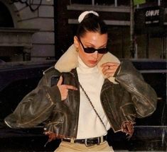 Bella Hadid Street Style, Bella Hadid Outfits, Bella Hadid Style, Hadid Style, Models Off Duty, Fashion Fits, Jeans Boyfriend, Bella Hadid