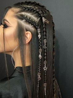 Hair Braids With Color Extensions, Viking Make Up Woman, Hairstyle With Accessories, Viking Hairstyles Women, Braids For White Women, Hairstyles With Accessories, Silver Hairstyles, Hairstyle Accessories, Rave Hair