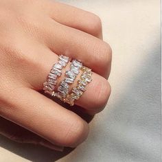 Esra Cluster Ring - BEST SELLER!! – The Songbird Collection Vintage Gold Engagement Rings, Ring Elegant, Unique Diamond Rings, Princess Cut Rings, Simple Ring, Rose Gold Wedding Bands, Ring Simple, Deco Engagement Ring, Rose Gold Engagement