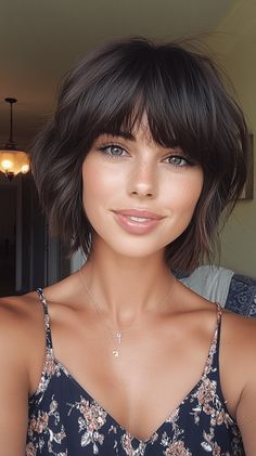 27 Stunning Layered Stacked Bob Haircut Ideas You Need to Try Right Now Stacked Layered Bob, Short Hair Dos, Platinum Blonde Bobs, Light Blonde Highlights