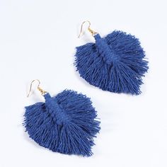 SPECIFICATIONS Bohemian Fringed Luxury Statement Tassel Earrings 2022 Boho Fashion Jewelry Women Long Drop Dangle Earrings Leaf Shape Earrings women fashion earrings: womens fashion earrings weight: About 15g style: Bohemian Style Earrings packing: 1 pair/opp bag length: About 10cm feature: Tassel Earrings earrings fashion: earring 2019 for woman fashion boho style earrings: women earrings drop boho earrings: tassel Style: Bohemia Shape\pattern: PLANT Origin: Mainland China Model Number: T2177MI Earrings 2022, Vintage Bohemian Style, Boho Style Earrings, Bohemian Colors, Long Tassel Earrings, Boho Style Jewelry, Vintage Style Dresses, Earrings Women, Drop Dangle Earrings