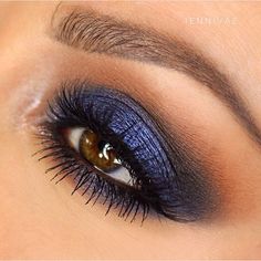 Jumbo Eye Pencil, Smoky Eye Makeup Tutorial, Gold Eye Makeup, Pencil Liner, Make Up Inspiration, Beautiful Eye Makeup, Colorful Eye Makeup, Makeup Eye Looks