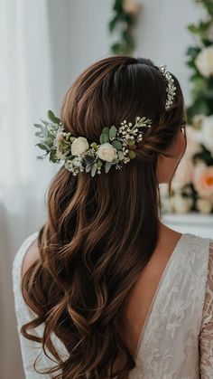 Flower Crown Hairstyle, Flower Crown Wedding, Bridal Hairstyles, Rustic Barn Wedding, Wedding Goals, Bridal Crown, Crown Hairstyles, Bride Look