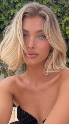 The Timeless Charm Of The 'Old Money Bob': 6 Steps For The Perfect Hairstyle | Chic Style Collectivé Black Women Old Money, Blonde Old Money, Bob Blowout, 90s Old Money, Money Woman, Ouai Hair Oil, Ouai Hair, Bob Black, Corte Bob