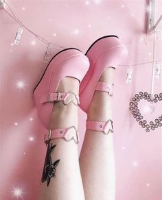 These are the cutest shoes!, so easy to walk in and comfy If you're looking for cute casual platformers these are it! c: Very good quality! Light, comfortable, not massive 🚛Fast Shipping!!🚛 arrives quickly😊 Gothic Cosplay, Mary Jane Wedges, Cozy Shoes, Girls High Heels, Mary Jane High Heels, Gothic Shoes, Basic Heels, Kawaii Shoes, Style Gothic