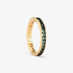 Characterized by undulating curves and stones in a variety of sizes, our Absolute Band showcases alexandrite's enchanting, glossy green hues. Satomi Kawakita, Green Hues, Black Rhodium, Magpie, Earring Backs, 18k Rose Gold, Rhodium Plated, Natural Stones, Jewelry Box