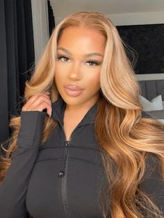 Pre-Cut Bye-Bye Knots Wig 7x5/13x4 Glueless Lace Honey Blonde Body Wave Wig With Bleached Clean Knots Summer Color Blonde Body Wave Wig, Black With Blonde Highlights, Highlight Wigs, Blonde Body Wave, Hair Extension Tools, Blonde Highlight, Honey Blonde Highlights, Long Hair Wigs, Glueless Wig