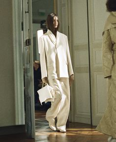 Women In White, Stil Inspiration, American Design, Comfortable Fashion, The Row