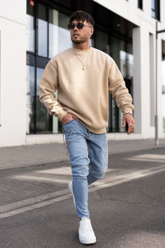 Men Fashion Fall 2024, Bigger Guys Fashion Outfit, Simple Guy Outfits, Mens Casual Work Clothes, Comfy Outfits Winter, Outfit Hombre, Comfy Casual Outfits, Stylish Hoodies