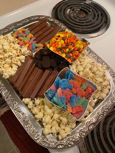 Candy theme charcuterieMovie night snacks. Movie Themed Food Board, Movie Night Platter Ideas, Aesthetic Movie Night Snacks, Movie Night Snack Board Aesthetic, Diy Movie Night Snacks, Movie Night Ideas Couples Snacks, Charcuterie Movie Night, Fall Snacks For Movie Night, Fancy Movie Night