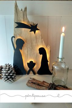 Baue dir selbst eine Krippe! Die Silouetten der Krippenfiguren, ein raues Brett und stimmungsvolle Beleuchtung lassen die Weihnachtsgeschichte lebendig werden. Wie das gemacht wird, erzähle ich dir auf meiner Website.
#DIY #Weihnachtsdeko #Weihnachten #Basteln mit Holz Pesebres Navidad Ideas, Christmas Diy Wood, Diy Nativity, Wooden Christmas Crafts, Christmas Homescreen, Christmas Window Decorations, Christmas Village Display, Nativity Crafts