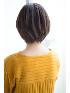 Medium Bob, Cute Haircuts, Hair Things, Layered Bob, Haircut For Thick Hair, Short Haircut, Human Art, Body Hair