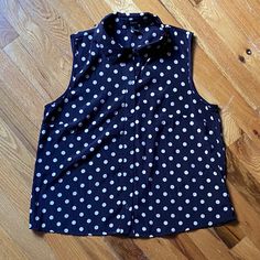 F21 Navy Blue Shirt With Beige Color Polkadots Never Worn, In Great Condition Size Women’s S Polka Dot Sleeveless Cotton Top, Sleeveless Polka Dot Cotton Tops, Sleeveless Polka-dotted Cotton Top, Polka Dot Sleeveless Top For Work, Sleeveless Polka Dot Top For Work, Sleeveless Button Down Shirt, Navy Blue Shirt, Navy Blue Shirts, Forever21 Tops