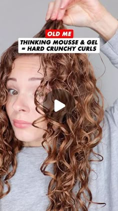 Scrunch The Crunch Out, Shoulder Curly Hairstyles, How To Scrunch Wavy Hair, Scrunching Hair Tips, Scrunch Hair Tutorial, Scrunch Hairstyles, Scrunching Hair, Second Day Curls, Scrunch Hair