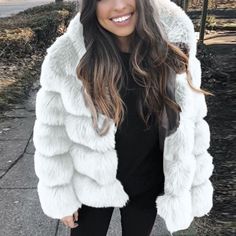 Short Faux Fur Coat, Mink Coats, Costumes Dresses, Faux Fur Hooded Coat, Bubble Coat, Womens Faux Fur Coat, Winter Fur Coats, Coat Women Fashion, Hooded Faux