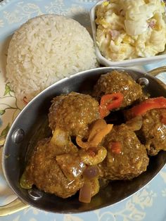 How to Make Homemade Classic Puerto Rican Meatballs in Creole Sauce | Creole Meatball Recipe Creole Sauce, Meatball Recipe, Calories Burned, Puerto Rican Recipes, Cuban Recipes, Meatball Recipes, How To Make Homemade, Puerto Rican, Burn Calories