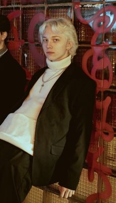 Men With Platinum Blonde Hair, Red Eyes Contacts, Blonde Hair Freckles, Masc Faceclaims, Pale Face, Blonde Curly Hair, Boy Face, Dog Clothes Patterns