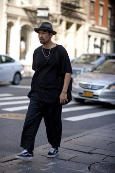 Men Street Styles, Mens Street Style Summer, New York Fashion Week Men, Japan Fashion Street, Street Style Outfits Men, Street Snap, Mens Fashion Streetwear