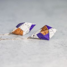 Origami Diamond Paper Earrings - Circle Dot - LeeMo Designs Japanese Earrings, Origami Diamond, Paper Diamond, Modular Origami, Paper Earrings, Dots Design, Origami Paper, Geometric Earrings, Diamond Shape