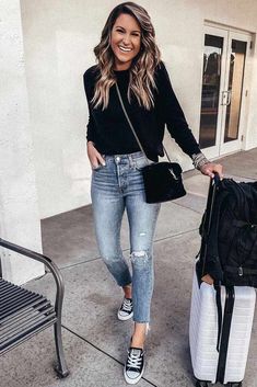 Airplane Outfit Cold To Warm, Fall Travel Outfits Women, Airplane Clothes, Travel Outfit Plane Cold To Warm, Outfit Viaje, Work Travel Outfit, Airplane Travel Outfits, Travelling Outfit, Airplane Outfit