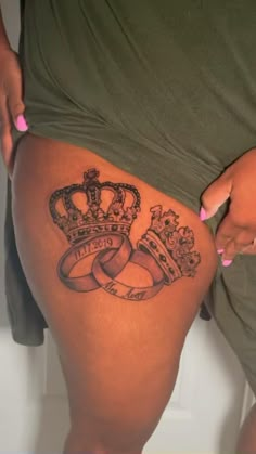 Cute Thigh Tattoos, Maching Tattoos, Hip Thigh Tattoos, Rose Tattoos For Women, Cute Hand Tattoos, Couples Tattoo Designs, Pretty Hand Tattoos, Couple Tattoos Unique, Tattoos Unique