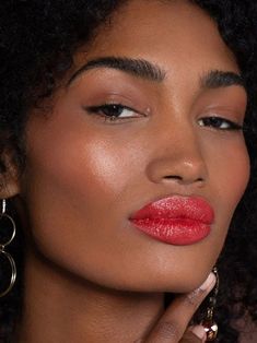 Ditch your red lipstick this summer and try this vibrant, warm-toned shade Gluten Free Lipstick, Mauve Lipstick, Summer Lipstick, Healthy Makeup, Morning Makeup