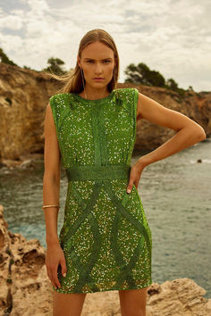 Adorned With A Medley Of Light-Reflecting Sequins, This Mini Dress Exudes A Glamorous Mood. Padded Shoulders Create A Powerful Silhouette While A Sleeveless Design Ensures This Piece Can Be Worn Throughout Every Season. An Open Back Detail Adds A Contemporary Finish.Crystal Embellishmentspadded Shoulderssleeveless Designmini Hemline Ibiza Party Outfit, Green Dress Mini, Dress Texture, Pencil Midi Dress, Ibiza Outfits, Maxi Dress Collection, Vacation Mood, Midi Pencil Dress, Strong Shoulders