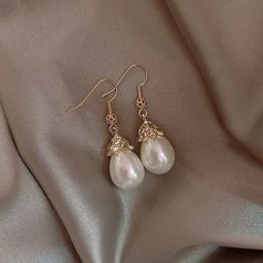 Material: Alloy Color: Short Fashion Element: null Style: Cartoon Vintage Looking Jewelry, Elegant Pearl Earrings, Vintage Gold Pearl Earrings, Light Academia Accessories, Aelwyn Abernant, Dark Academia Earrings, Minimalist Accessories Jewellery, Dark Academia Jewelry, Vintage Pearl Jewelry