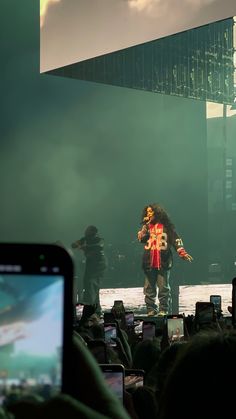 #sza #szasinger #grammys #singer #aesthetic #aesthetics #fashion #fyp #sos #cnrtl #radio #amsterdam #live #liveconcert #concert #photography #photos #SOSsza #adam #netherlands Sza Concert Pictures, Sza Concert Wallpaper, Sza Aesthetic Concert, Sold Out Show Aesthetic, Sza On Stage, Sza Singer Aesthetic, Sza Concert Aesthetic, Sza Vibe, Grammys Aesthetic