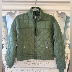 Blank Nyc Quilted Jacket Size S *Nwt* Casual Green Quilted Fall Jacket, Casual Green Quilted Jacket For Fall, Casual Green Quilted Jacket For Spring, Spring Green Quilted Puffer Jacket, Casual Khaki Quilted Jacket For Spring, Spring Khaki Quilted Outerwear, Blank Nyc, Utility Jacket, Quilted Jacket