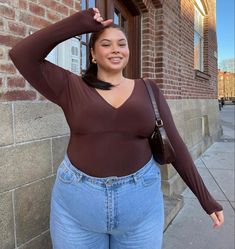 Plussize Aesthetic, Joanna Pincerato, Mid Size Outfits, Plus Size Inspiration, Shoes Outfit Fashion, Sending Love, Pinterest Outfits, Neutral Outfit