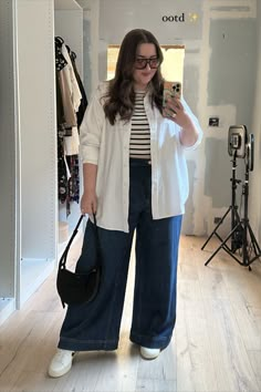 Plus Size Contemporary Fashion, Spring 2024 Plus Size Outfits, Outfits For Fat Woman, Fat Outfit Ideas, Plussize Outfit Ideas, Fat Girls Outfit Ideas, Plus Size Denim Outfits, Longsleeves Outfit