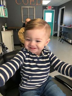 Baby's First Haircut Boy, Baby Haircuts Boy, One Year Old Haircut Boy, Toddler Boy First Haircut, Toddler Haircut Boy Fine Hair, Haircuts For Baby Boys, One Year Old Boy Haircut