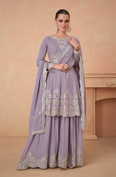 Lavender Anarkali, Pakistani Sharara Suit, Pakistani Sharara, Pengantin India, Palazzo Suit, Pakistani Fancy Dresses, Sharara Suit, Desi Clothes, Party Kleidung