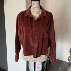 Size Medium American Eagle New With Tags Slightly Cropped Button Front Lightweight Material Corduroy Button-up Tops, Everyday Corduroy Tops With Button Closure, Vintage Corduroy Button-up Top, Cropped Shacket, Flannel Blouse, Brown Flannel, Long Sleeve Flannel, Long Sleeve Plaid, Red Brown