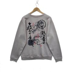 "PLEASE READ DESCRIPTIONS BEFORE BUYING. Contact me for questions about this cloth Large Size Sukajan Dragon Art Sweatshirt Sweater Pullover Jumper Long Sleeve Hip Hop Swag Streetwear Retro Vintage 90s Design TAG BRAND:- SIZE ON TAG :- LL ( fit to Large according measurements) ACTUAL SIZE MEASUREMENT :- ARM PIT TO ARM PIT : 23\" inches BACK COLLAR TO HEM : 27\" inches SLEEVE LENGTH : 24.5\" inches CONDITION :- Good used condition. No hole. No stain. Nicely faded. Please refer to thr pictures. Pl Stussy Hoodie, Art Sweatshirt, 90s Design, Rap Tee, Blue Tee, Sweater Pullover, Dragon Art, Neck Shirt, Beige Color