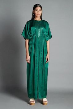 Shop for Amit Aggarwal Green Crinkled Chiffon Handwoven Kaftan Dress for Women Online at Aza Fashions Drape Dresses, Green Kaftan, Kaftan Pattern, Chiffon Embroidery, Amit Aggarwal, Kaftan Designs, Kaftan Maxi Dress, Indian Fashion Designers, Kaftan Dress