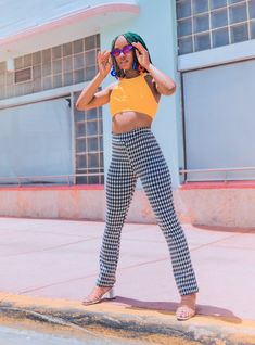 Going On Vacation? We’ve Got Some Outfit Inspiration Courtesy Of Instagram’s Finest #refinery29 Hip Out Of Alignment, Statement Sandals, Improve Your Posture, Poor Posture, Good Posture, Instagram S