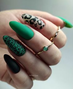 Hot Almond Nails, Green Leopard Nails, Green Trendy Nails, Manicure 2022, Cheetah Print Nails, Cheetah Nails, Fall Gel Nails, Leopard Print Nails