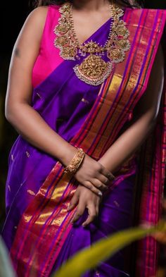 Bridal Jewelery, Purple Saree, Gold Jewellry, Latest Saree, Fancy Blouse, Bangles Design, Bride Jewelry